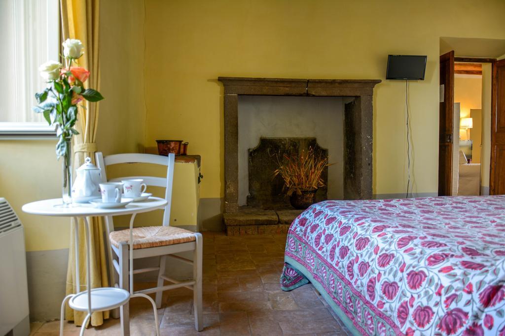 Agriturismo Casale Bonaparte Cellere Exterior photo